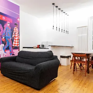 delightful-apartment-in-the-middle-of-navigli-district.italymilanhotels.net/